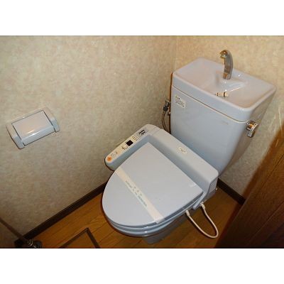 トイレとウォシュレット