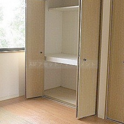 各部屋に収納!