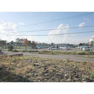前面道路の向かい側