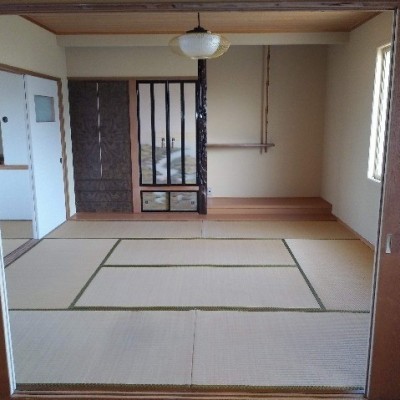 1階8帖間